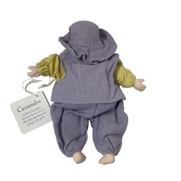 Classic Treasures Porcelain Clown Doll 9" Cassandra - Picture 3 of 5